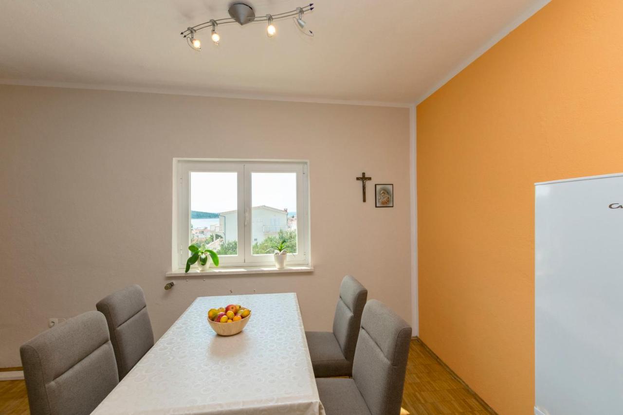 Apartments Jelka Primošten Exteriér fotografie